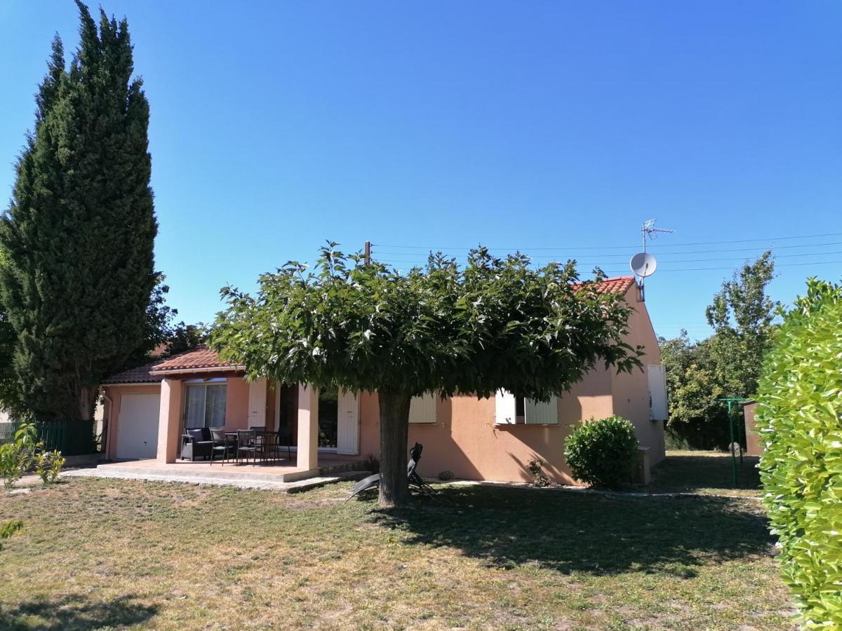 Gite Les Demoiselles Des Sorgues LʼIsle-sur-la-Sorgue Esterno foto